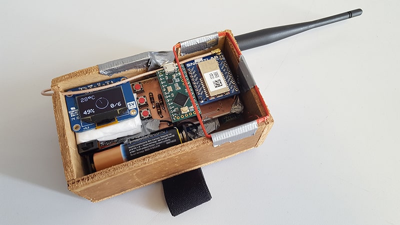 Connected orientation race bracelet by Thomas MEBIUS