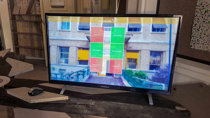 L'Œil by Thomas MEBIUS